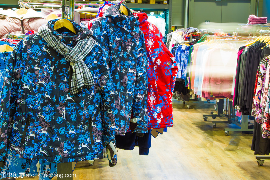 零售購(gòu)物銷售 服裝服飾零售的策略與趨勢(shì)