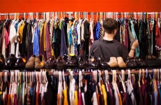 2015服裝電商銷售額增長21%，未來機會聚焦何處？鞋帽零售新趨勢探析